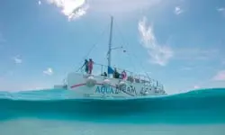 Foto de la embarcacion